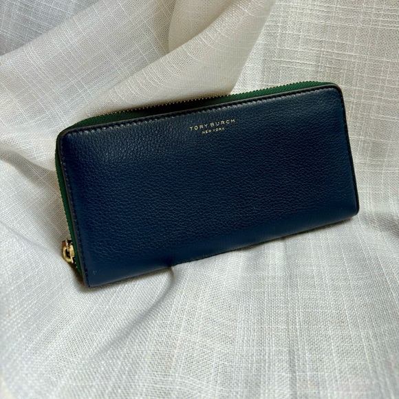 TORY BURCH Continental Perry Zip Around Color Block Wallet 58110-0819 - Picture 2 of 6